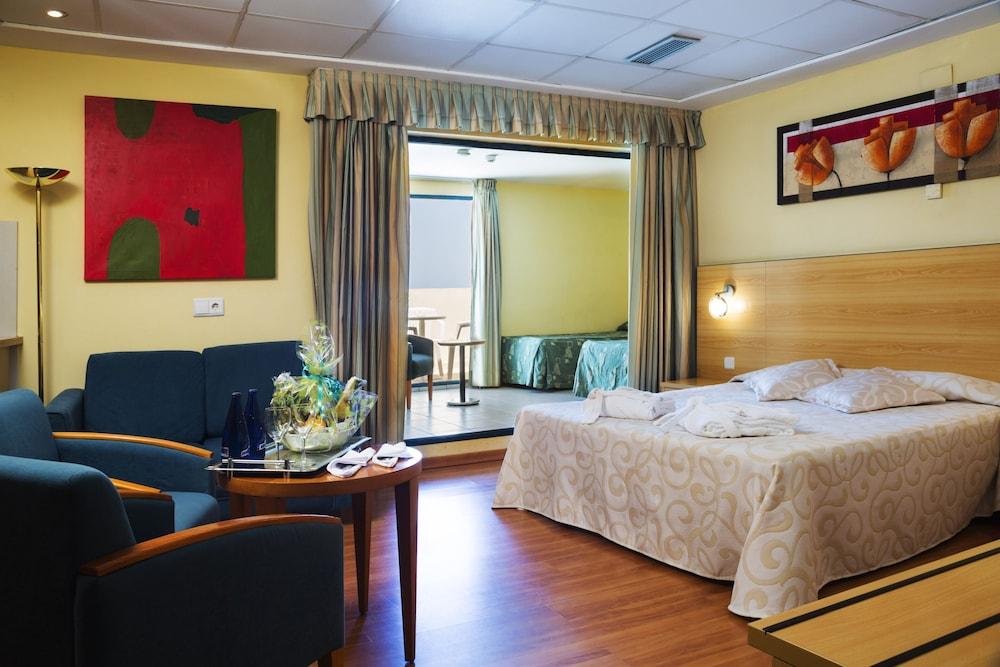 Hotel Rh Arena Gandia Ngoại thất bức ảnh